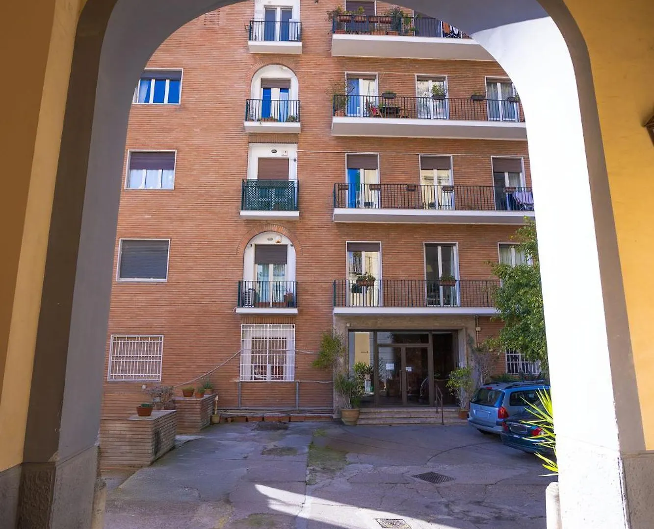 Follaky Secret Garden Bed & Breakfast Naples Italy