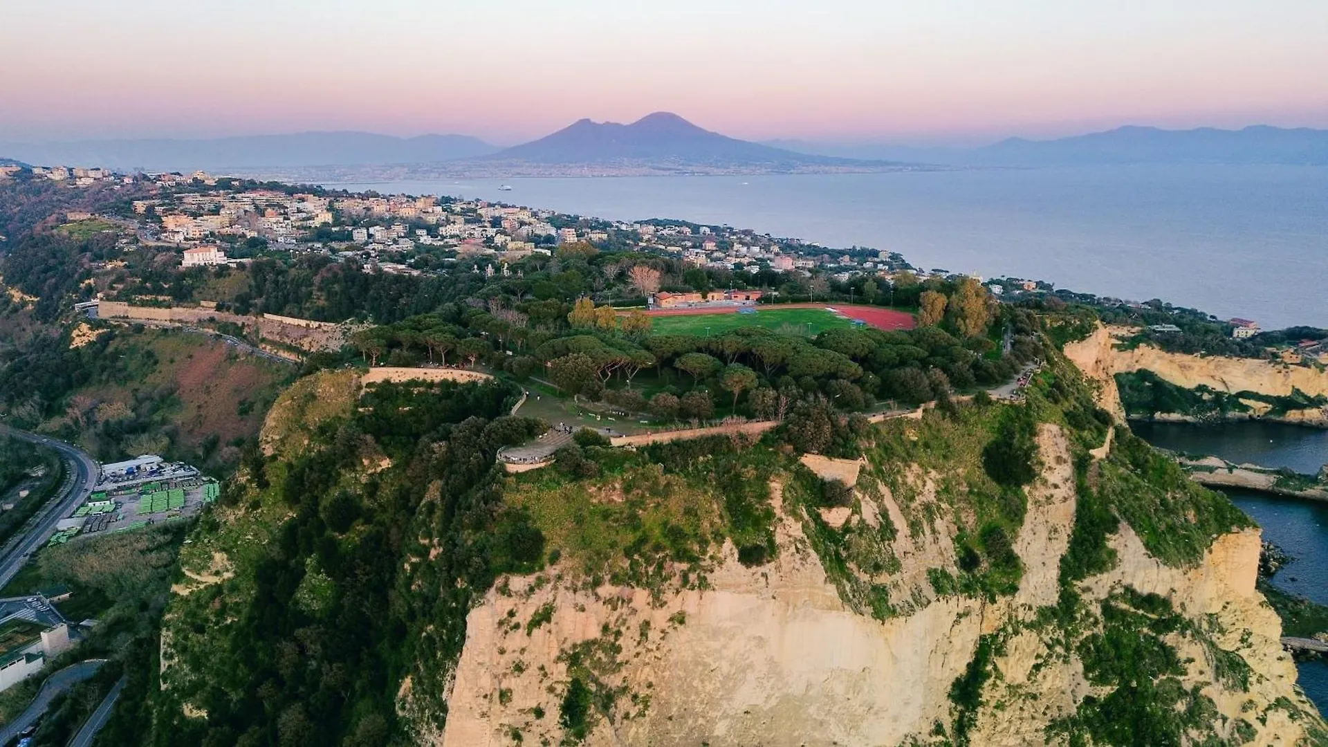 Follaky Secret Garden Bed & Breakfast Naples